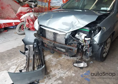 2010 Hyundai Elantra Gls z USA, uszkodzony, nr VIN KMHDU4AD3AU011773